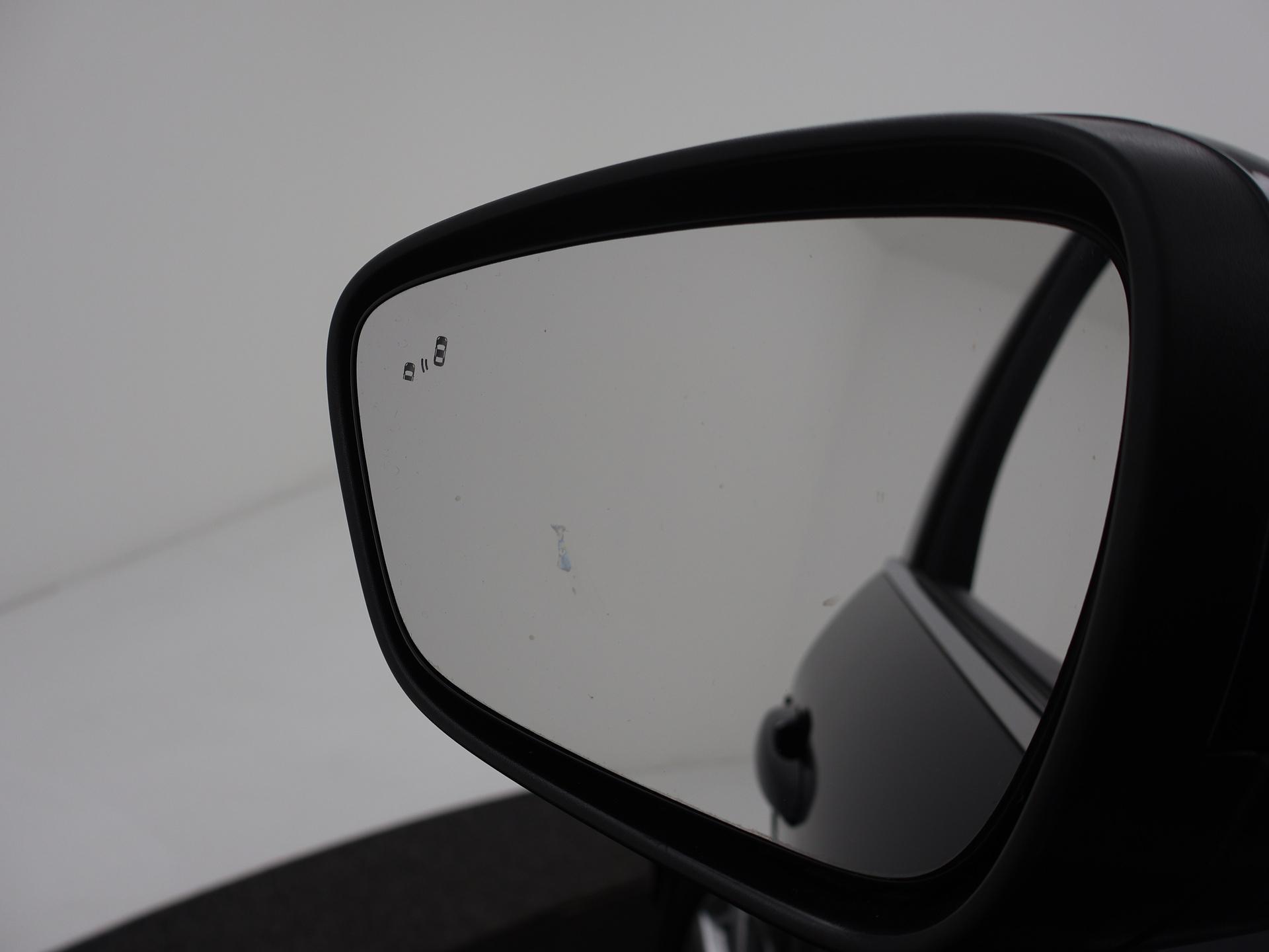 43817781-40.jpg