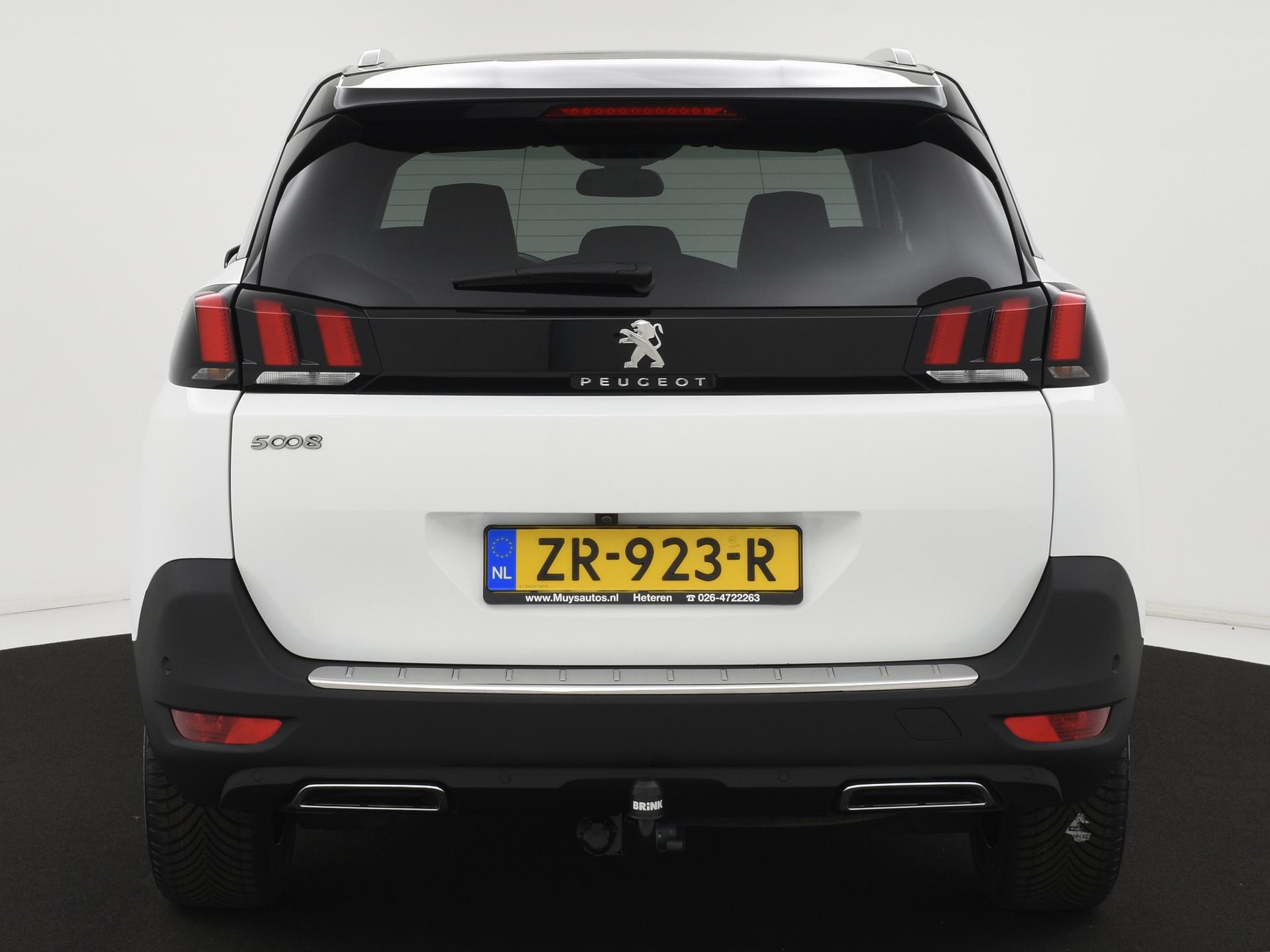 45135666-12.jpg